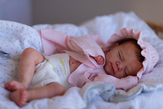 Bambola Reborn realistica Beatriz (femmina) 12cm / 16cm / 25cm / 30cm  + Pacchetto Premium