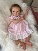 Muñeca Reborn Realista Emilía niña 49cm y 1.700kg