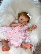 Muñeca Reborn Realista Emilía niña 49cm y 1.700kg